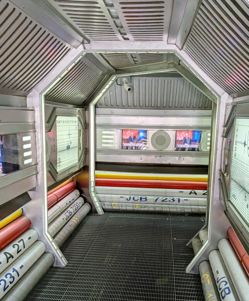 the isndie of space vertigo ride at gardaland made to look like a spaceship