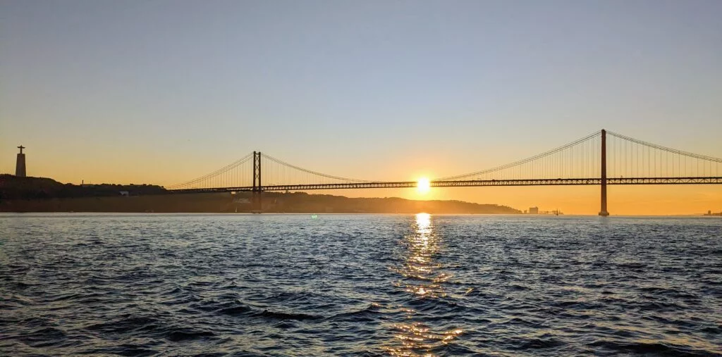 lisbon sunset cruise