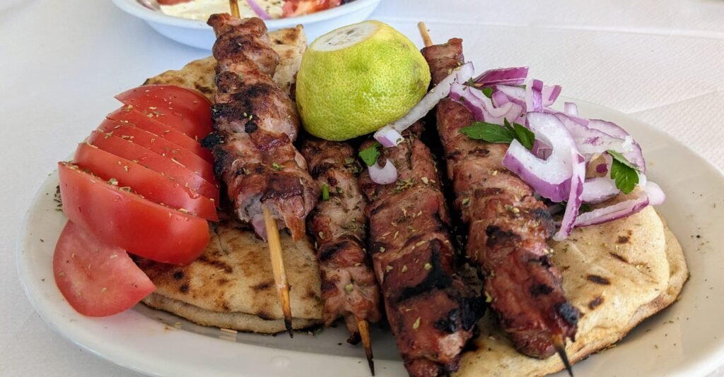 cheap food on santorini island