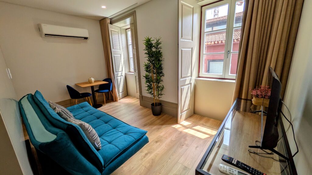 Pinheiro House Luxury Apartments lounge area